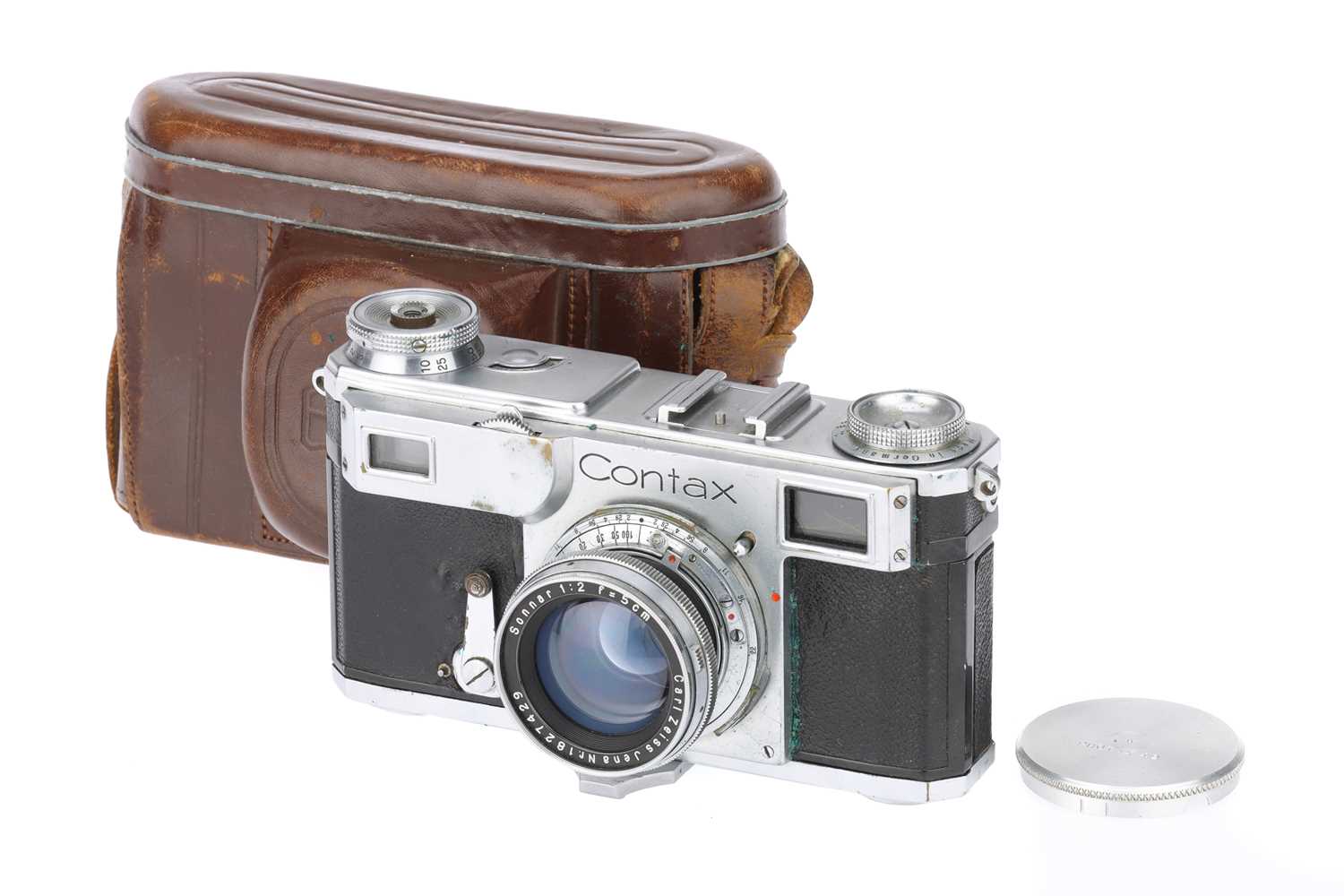 Lot 130 - A Zeiss Ikon Contax II Rangefinder Camera