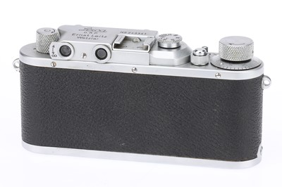 Lot 55 - A Leica IIIa Rangefinder Camera