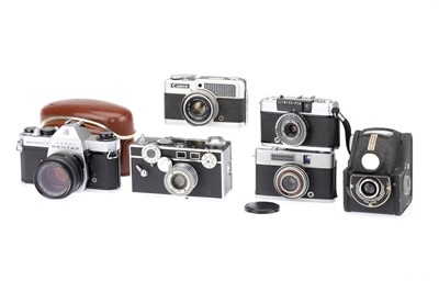 Lot 431 - A Small Selection of Cameras