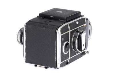 Lot 365 - A Rollei Rolleiflex SL66 SLR Camera