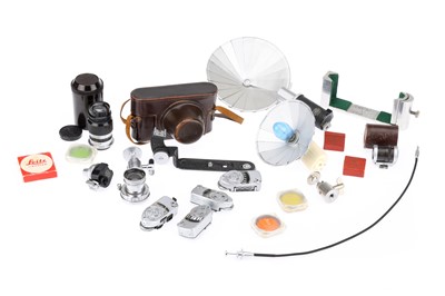 Lot 101 - A Mixed Selection of Leitz Leica Accessories