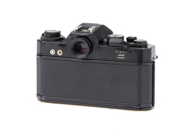Lot 140 - A Nikon Nikkormat EL 35mm SLR Camera