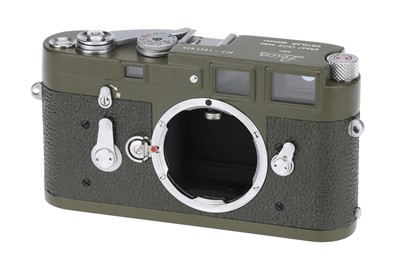 Lot 133 - A Leica M3 Rangefinder Body