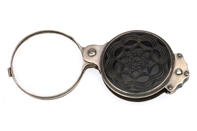 Lot 15 - A Pair of Georgian Silver Spectacle and Magnifying Glass