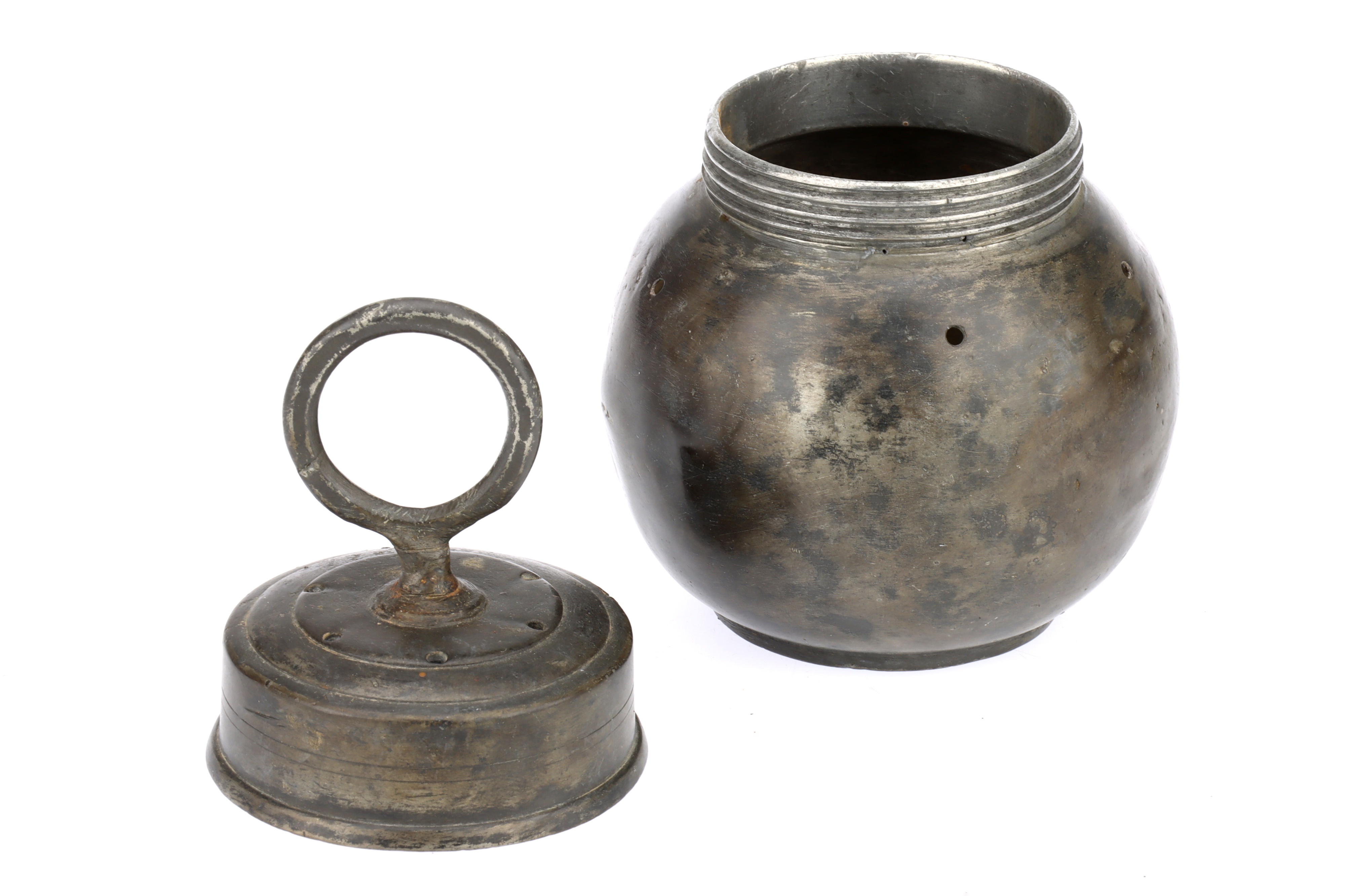 Lot 89 Three Antique Leech Jars,