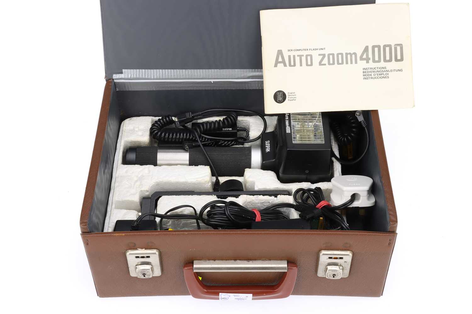 Lot 590 - A Sunpak Auto Zoom 4000 Flash Gun System