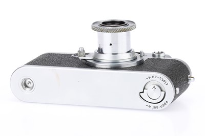 Lot 33 - A Leitz Wetzlar Leica IIf Red Dial Rangefinder Camera