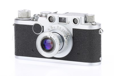 Lot 33 - A Leitz Wetzlar Leica IIf Red Dial Rangefinder Camera
