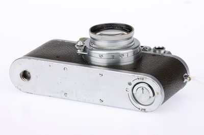 Lot 32 - A Leica IIIa Rangefinder Camera