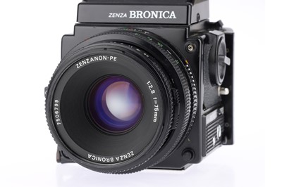 Lot 381 - A Zenza Bronica ETRSi Medium Format SLR Camera