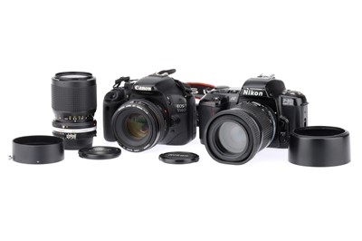 Lot 135 - A Nikon F-601 Quartz Date SLR Camera