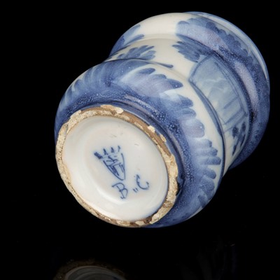 Lot 78 - A Hand Painted Blue & White Pottery Albarello
