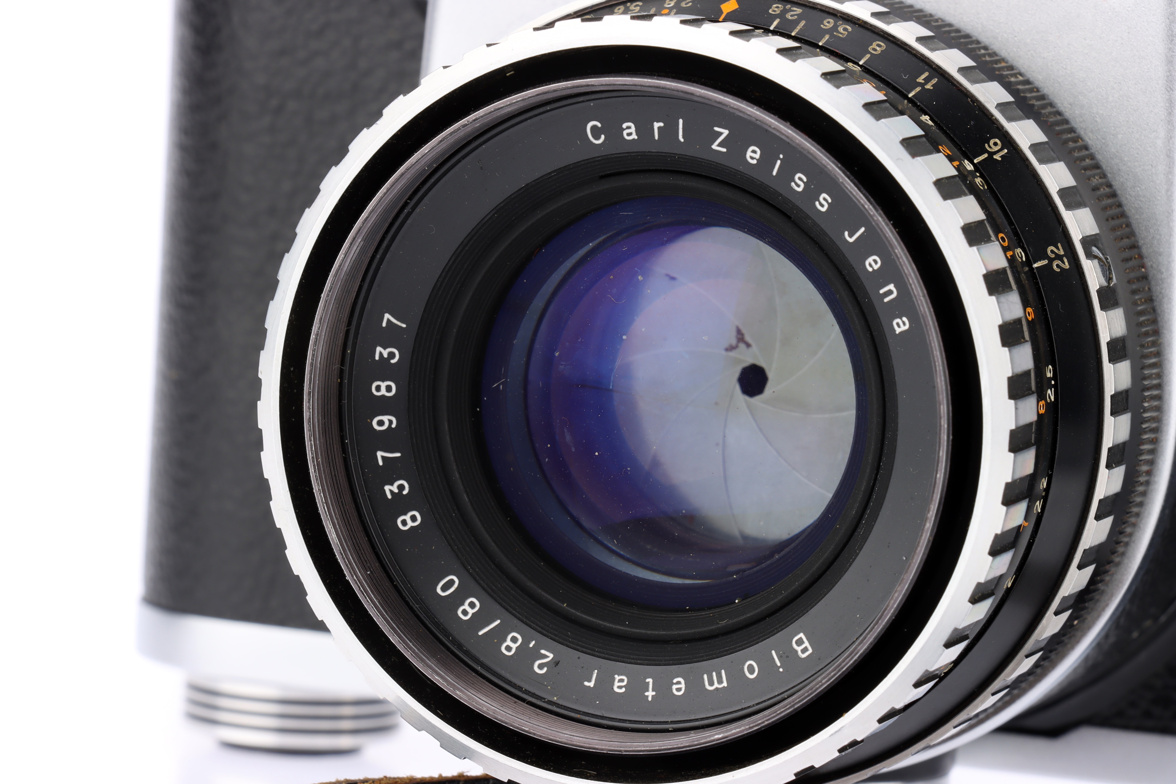 Pentacon Six TL Carl Zeiss Jena 一眼レフカメラ 中古】Pentacon ペンタコン Six TL + Carl Zeiss Jena DDR MC