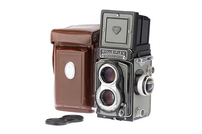 Lot 383 - A Rollei Rolleiflex T TLR Camera