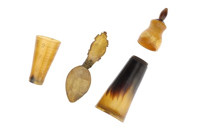 Lot 43 - Antique Horn Apothecary Items