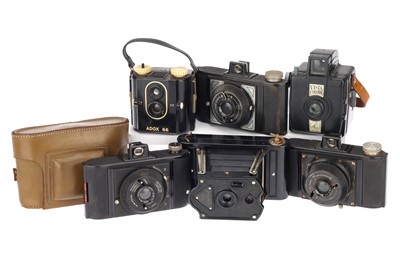 Lot 447 - A Selection of Six Bakelite Cameras