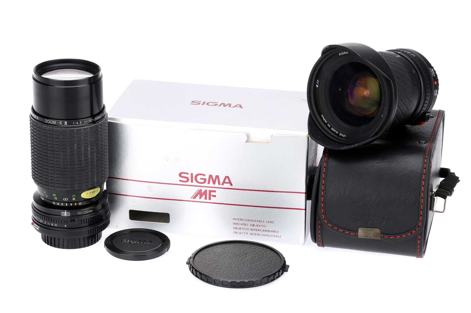 Lot 522 - A Sigma 21-35mm Wide Angle Zoom Camera Lens