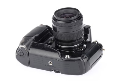 Lot 212 - A Nikon F4 35mm SLR Camera