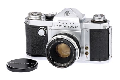 Lot 304 - An Asahi Pentax S SLR Camera