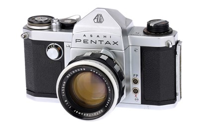 Lot 305 - An Asahi Pentax K SLR Camera