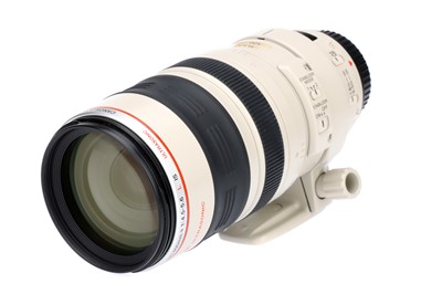 Lot 249 - A CAnon EF L IS USM f/4.5-5.6 100-400mm Lens