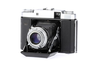 Lot 349 - A Zeiss Ikon Super Ikonta III 6 x 6cm Rangefinder Camera