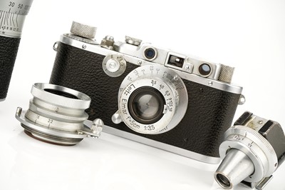 Lot 137 - A Leica IIIc Rangefinder Camera