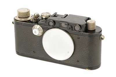 Lot 139 - A Leica III 'British Military' Rangefinder Body