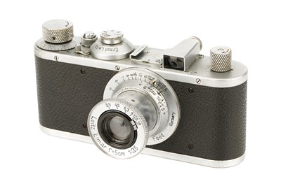 Lot 141 - A Leica Standard Model E Camera