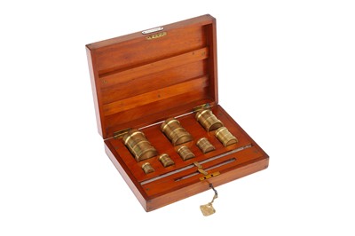 Lot 219 - Victorian Set of Customs Inspectors Standard Apothecaries' Measures
