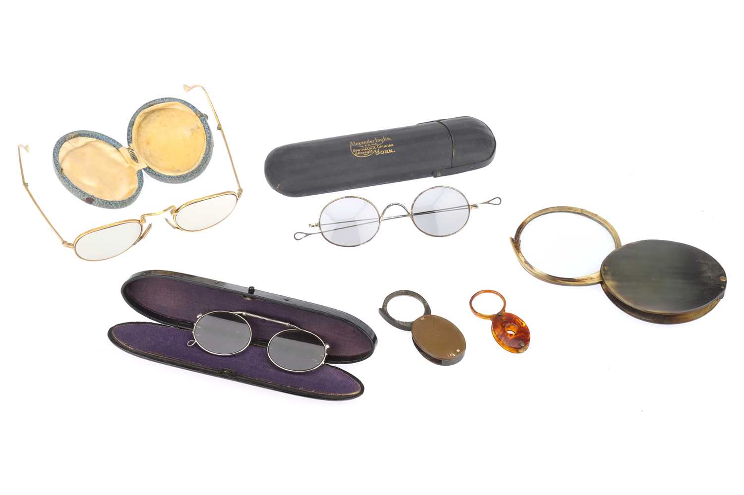 Lot 701 - Spectacles, Sunglasses and Magnifying Glasses