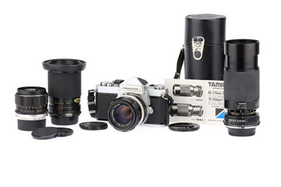 Lot 128 - A Nikon Nikkormat FTn 35mm SLR Camera