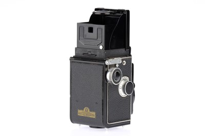 Lot 370 - An M.P.P. Microcord II TLR Camera