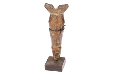 Lot 855 - An African Tribal Benin Flute