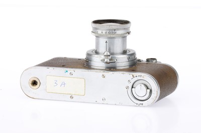 Lot 24 - A Leitz Wetzlar Leica II 35mm Rangefinder Camera