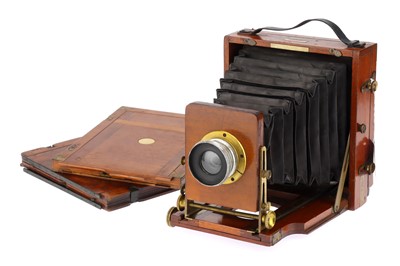 Lot 552 - A Lancaster Instantograph Patent Half Plate Field Camera