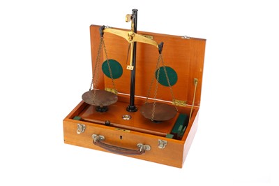 Lot 747 - An Unusual Customs Inspectors Scales