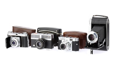 Lot 421 - A Small Selection of German Cameras