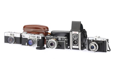 Lot 413 - A Mixed Selection of Cameras