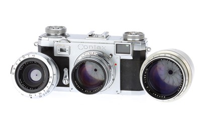 Lot 117 - A Zeiss Ikon Contax IIa Rangefinder Camera