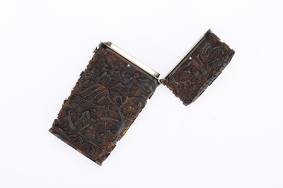 Lot 271 - A Chinese Tortoiseshell Lancet case, with a German Spring Lancet