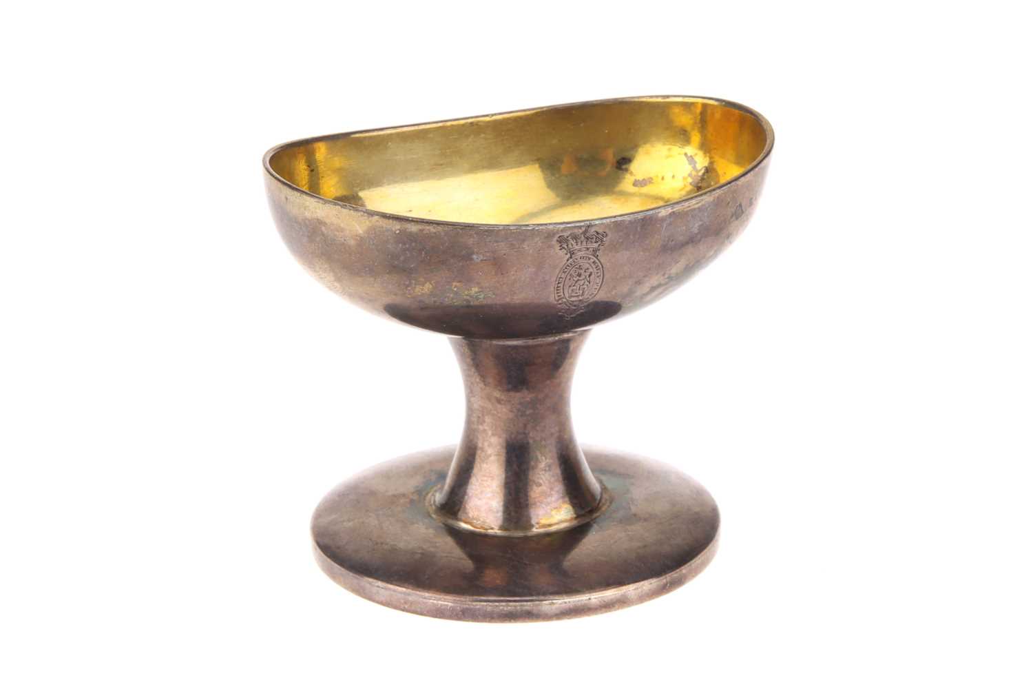 Lot 152 - A Royal Crested Silver Eye Bath 