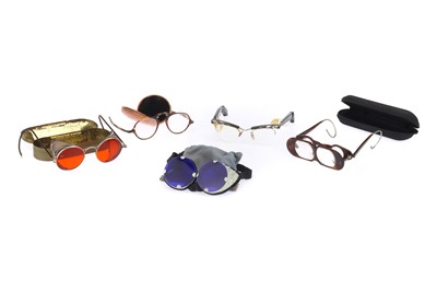 Lot 211 - A Group of Collectable Spectacles