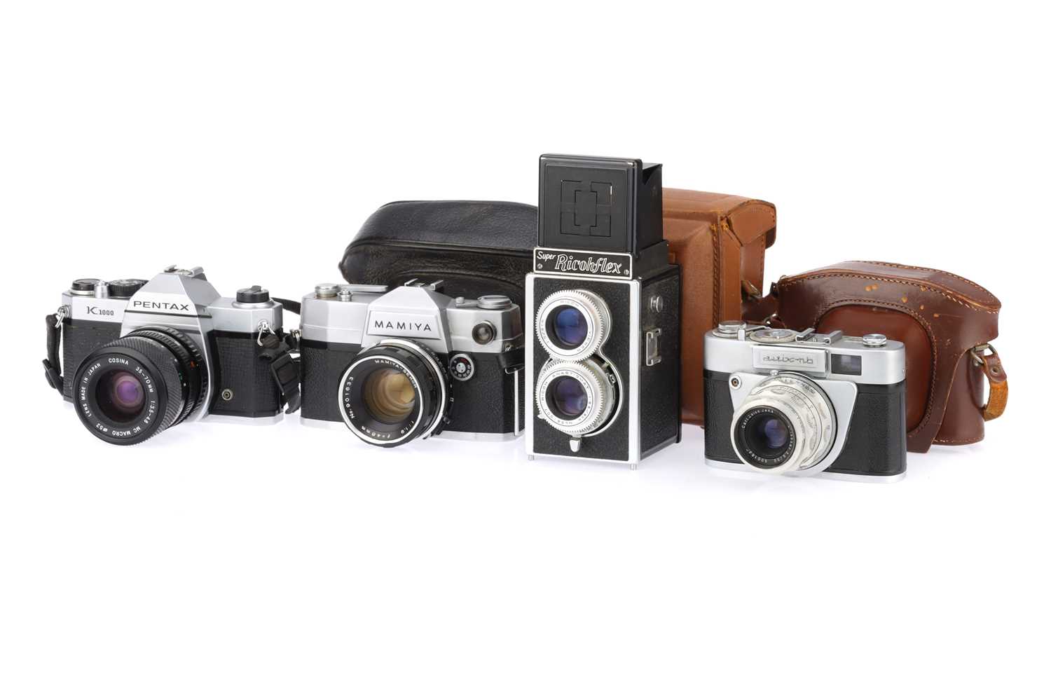 Lot 159 - A Mixed Selection of Cameras
