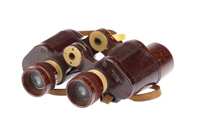 Lot 134 - WWII German Bakelite 6×30 Dienstglas CXN Binoculars