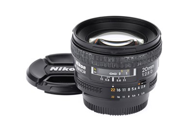 Lot 120 - A Nikon AF Nikkor f/2.8 20mm Camera Lens