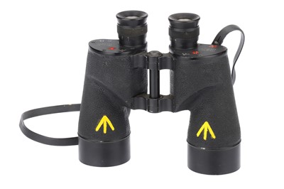 Lot 124 - WWII Canadian REL Binoculars
