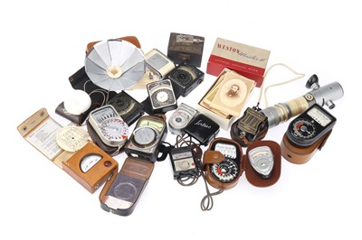 Lot 932 - A Large Selection of Light Meters