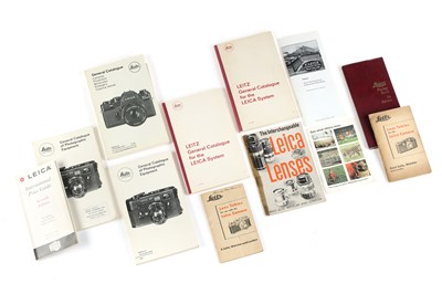 Lot 572 - Leica Literature