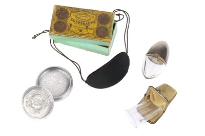 Lot 253 - Apothecary Collector's Items